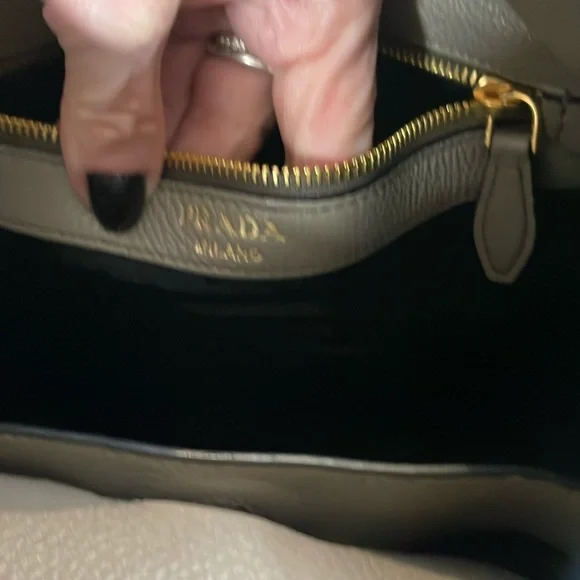 Prada Milano - brand new! - Picture 12 of 12